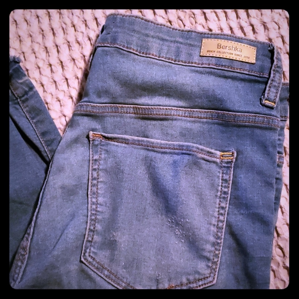 Bershka Distressed Jeans